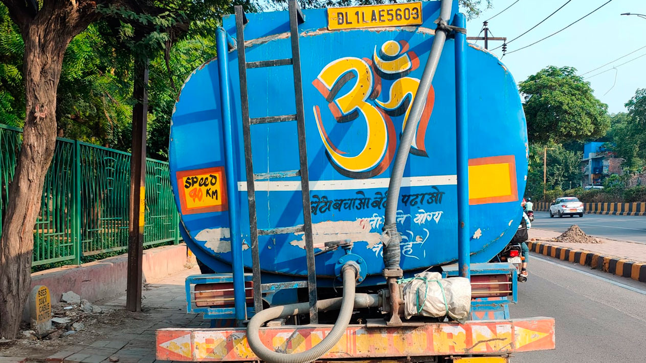 Monu Water Supplier